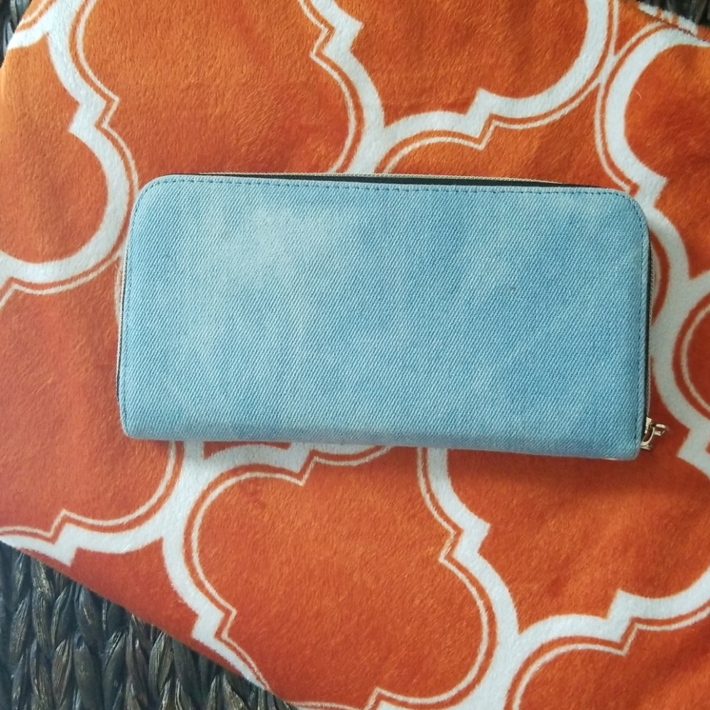 Wallet 💥💥💥SOLD💥💥💥 - Picture 2 of 3